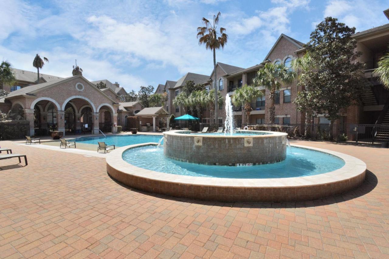 Zjhalik'S Luxury French Quarters Apartment Хюстън Екстериор снимка